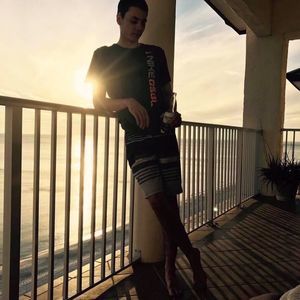 Meet your Posher, Evan